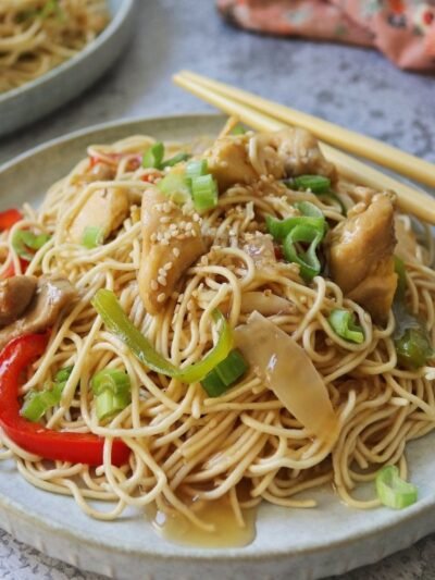 Noodles de pollo